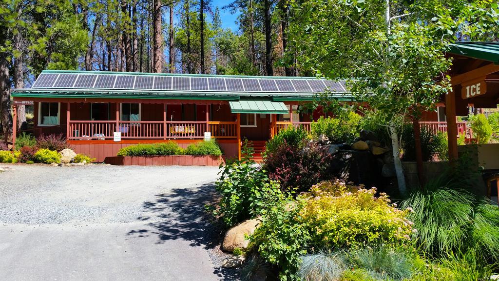 Yosemite Riverside Inn Groveland Eksteriør billede