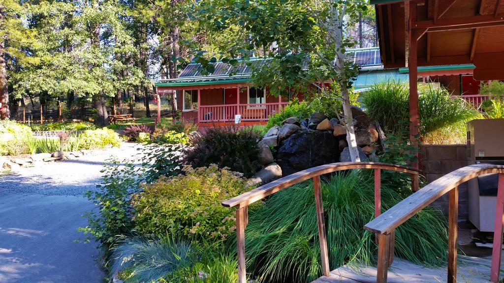 Yosemite Riverside Inn Groveland Eksteriør billede